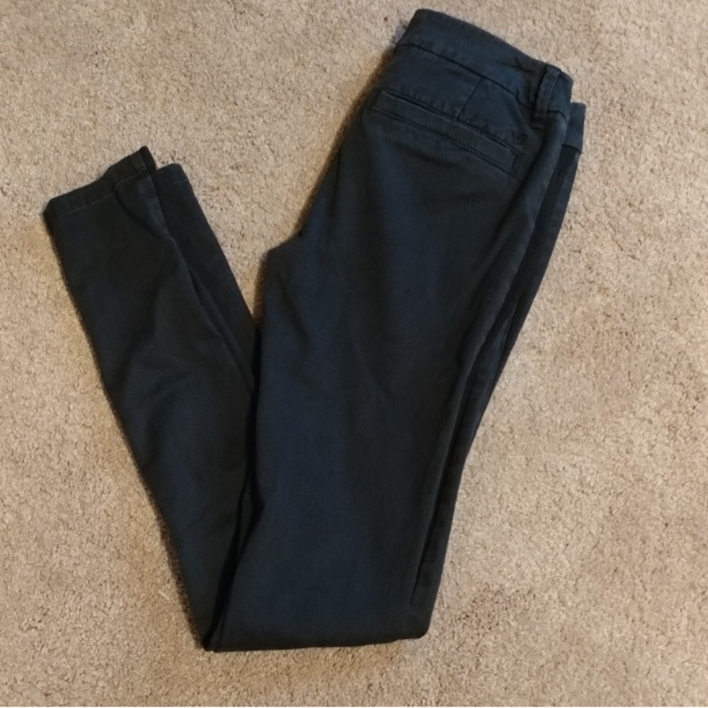 American eagle size 00 black khaki skinny pants